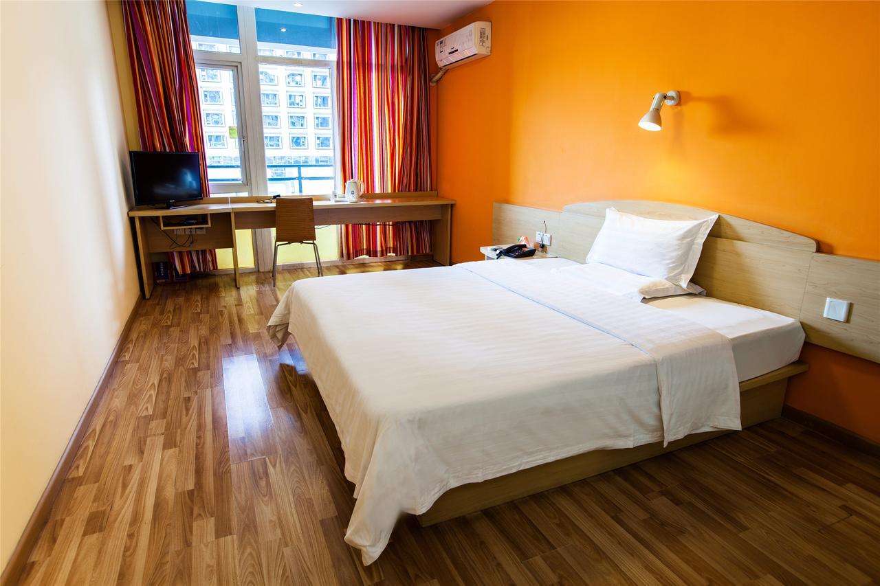 7Days Inn Qingdao Development Zone Jinshatan Room photo