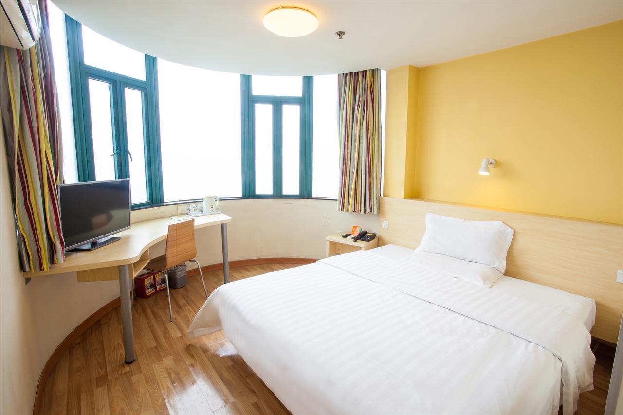 7Days Inn Qingdao Development Zone Jinshatan Exterior photo